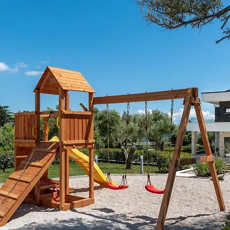Laurea * Drenje (Istria)