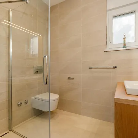 Laurea Holiday home Drenje (Istria)