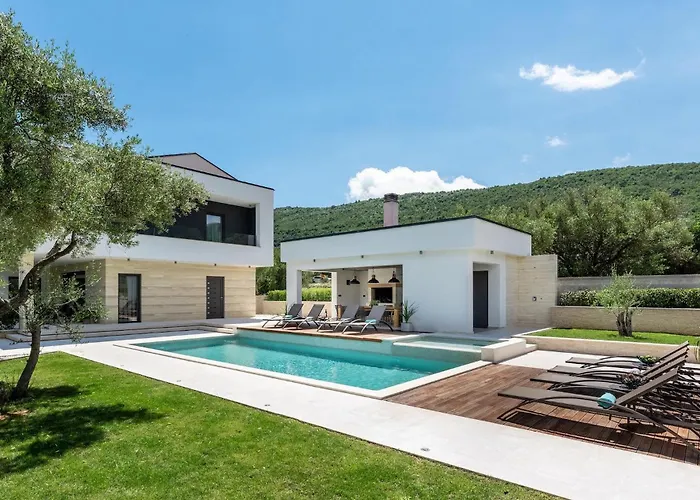 Laurea Vikendica Drenje (Istria)
